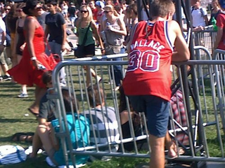 Illustration for article titled Look At These Fucking Hoopsters At Lollapalooza: Part Two